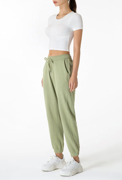 Contouring Cropped Tee Shirt