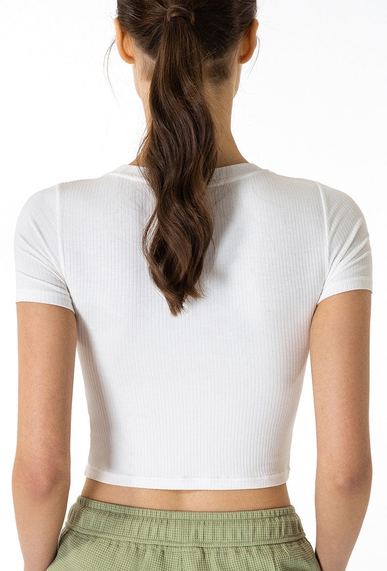Camiseta corta con efecto contorno