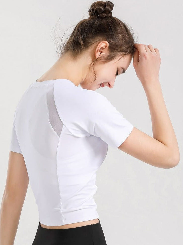Camiseta activa de contorno