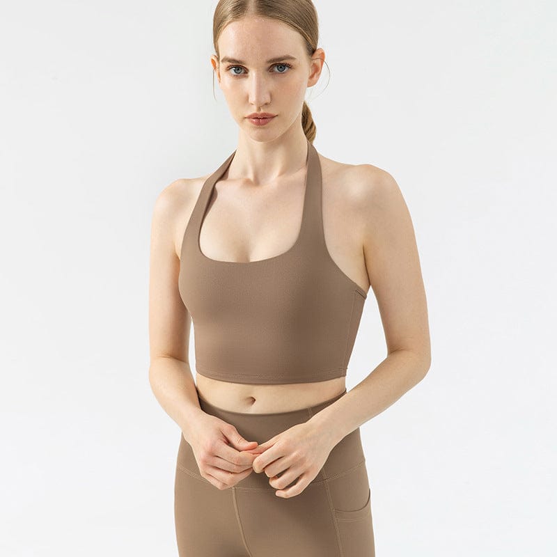 Top deportivo con cuello halter suave y mantecoso