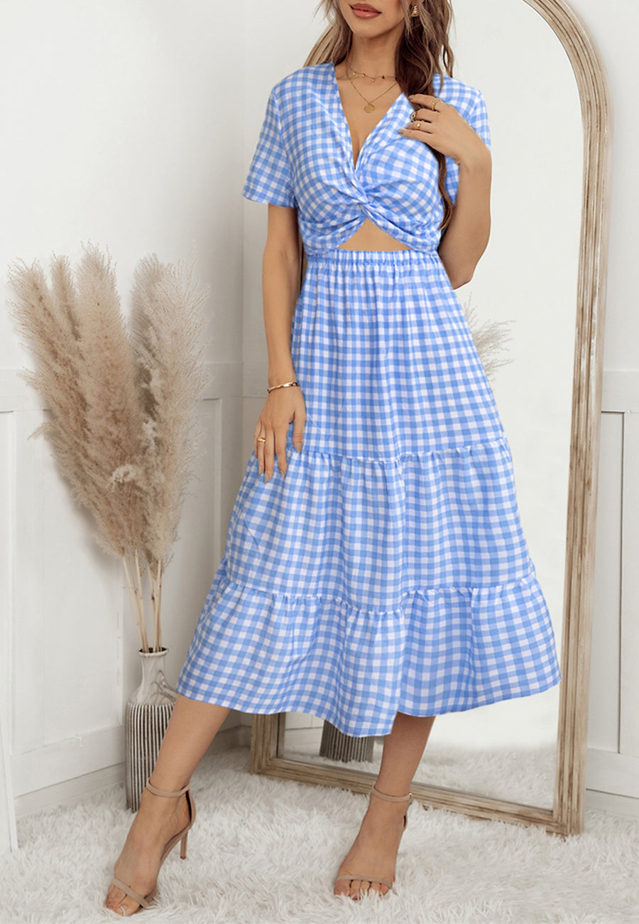 Vestido con estampado de cuadros vichy y parte delantera retorcida