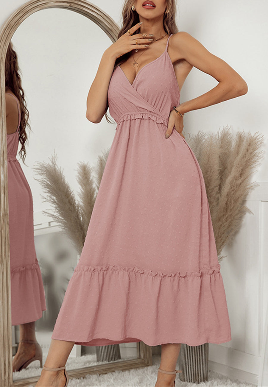 Vestido midi cruzado con escote pronunciado