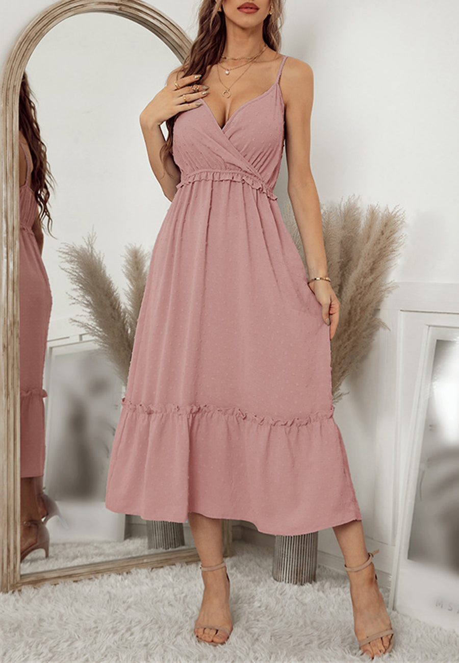 Vestido midi cruzado con escote pronunciado