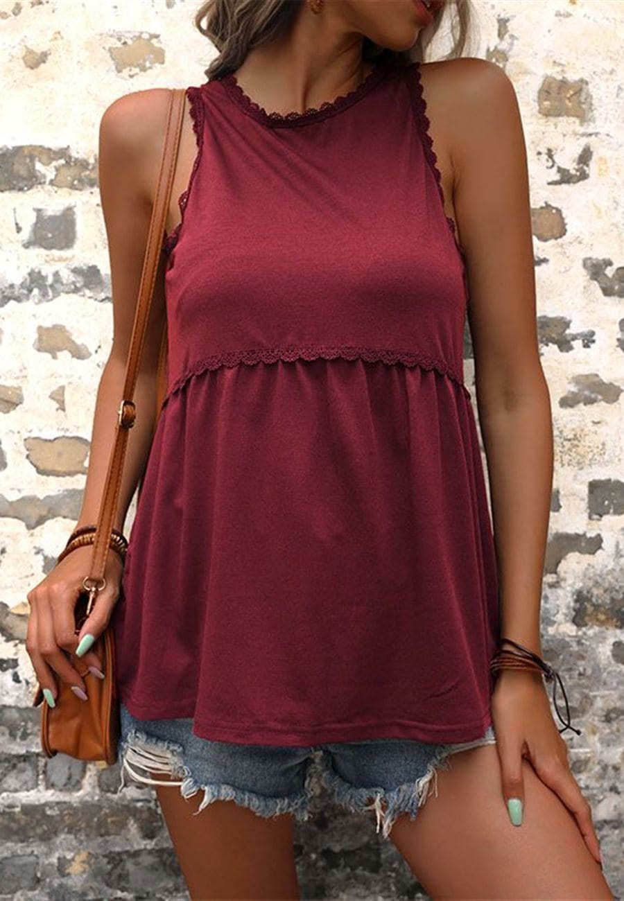 Blusa con ribete de encaje festoneado