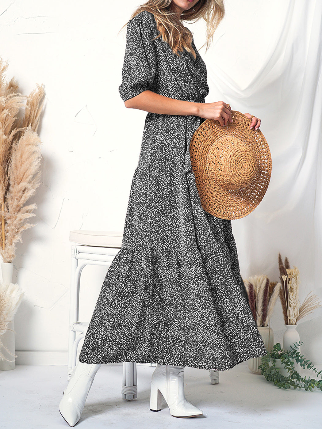 Vestido cruzado con mangas abullonadas y estampado 