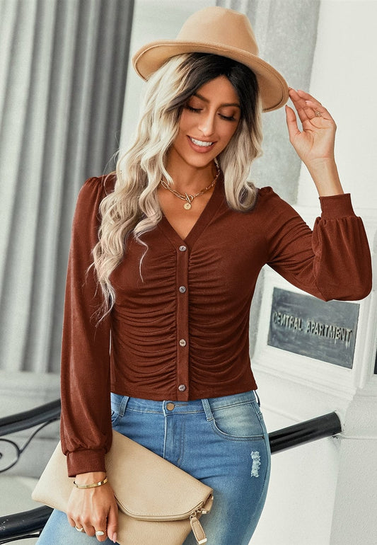 Blusa tipo cárdigan con botones fruncidos