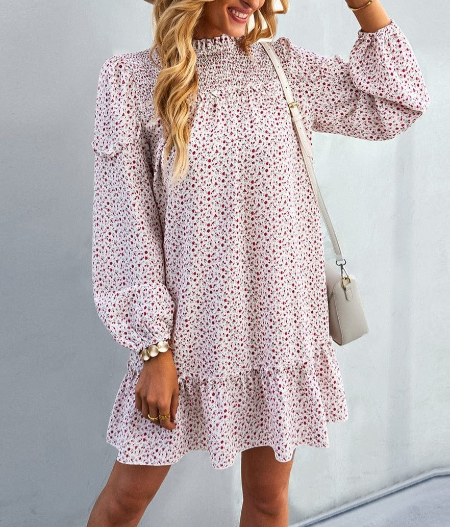 Vestido floral con cuello fruncido y volantes 