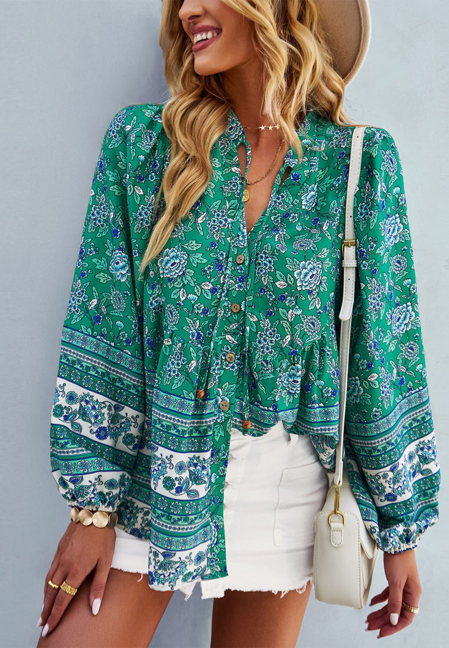 Blusa con botones y estampado bohemio floral 