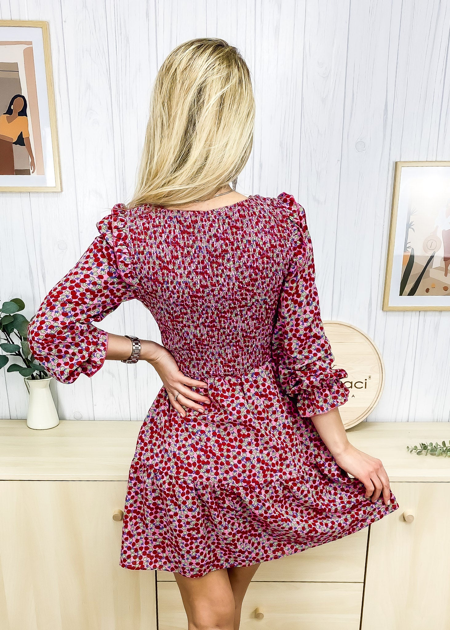 Vestido floral de manga larga con frunces en el pecho 
