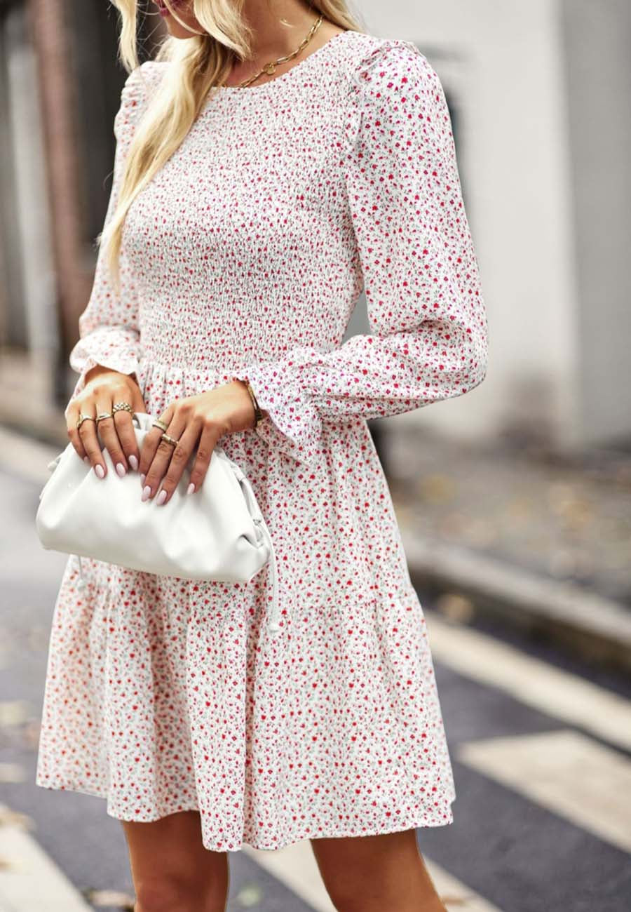 Vestido floral de manga larga con frunces en el pecho 