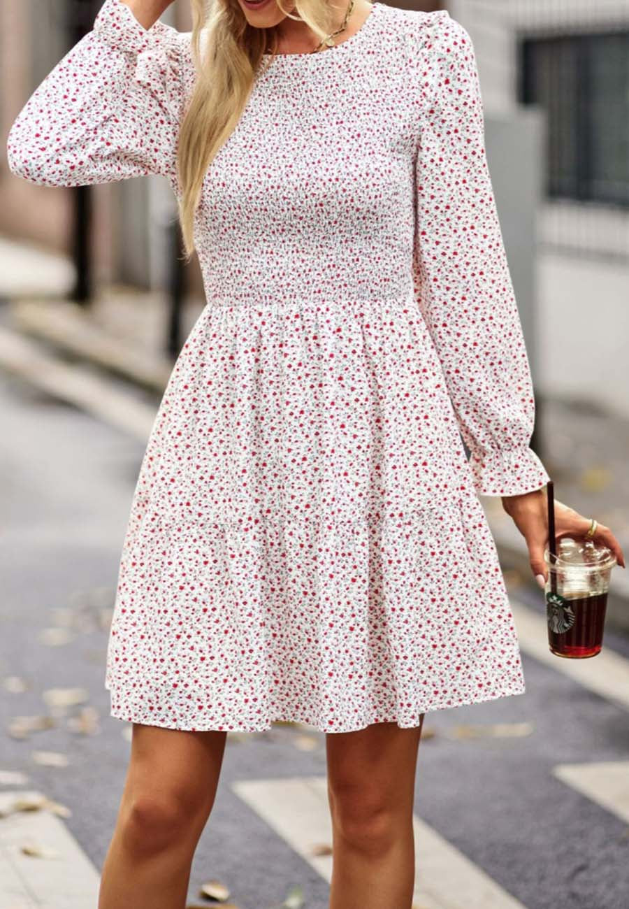 Vestido floral de manga larga con frunces en el pecho 