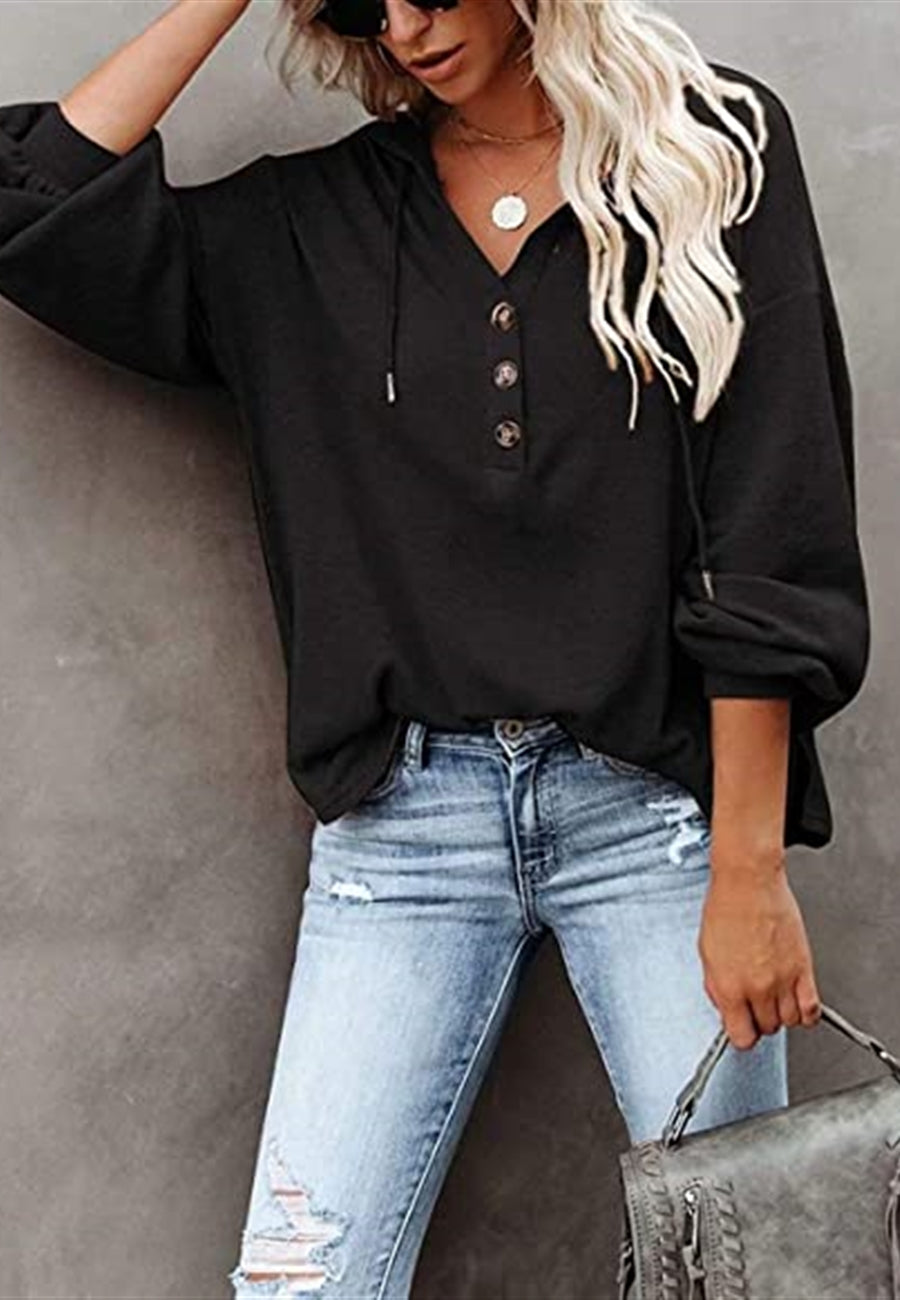 Sudadera con capucha y detalle de botones