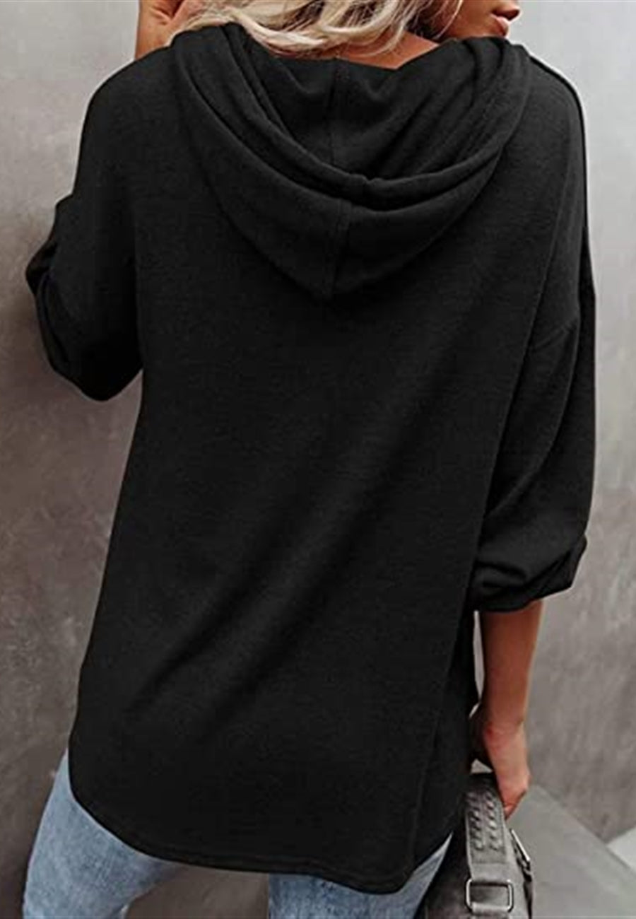 Sudadera con capucha y detalle de botones