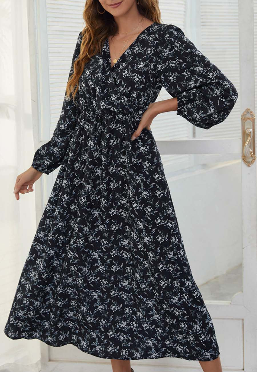 Vestido midi floral con escote cruzado