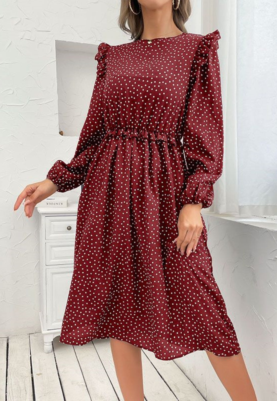 Vestido con botones en la espalda y lunares 