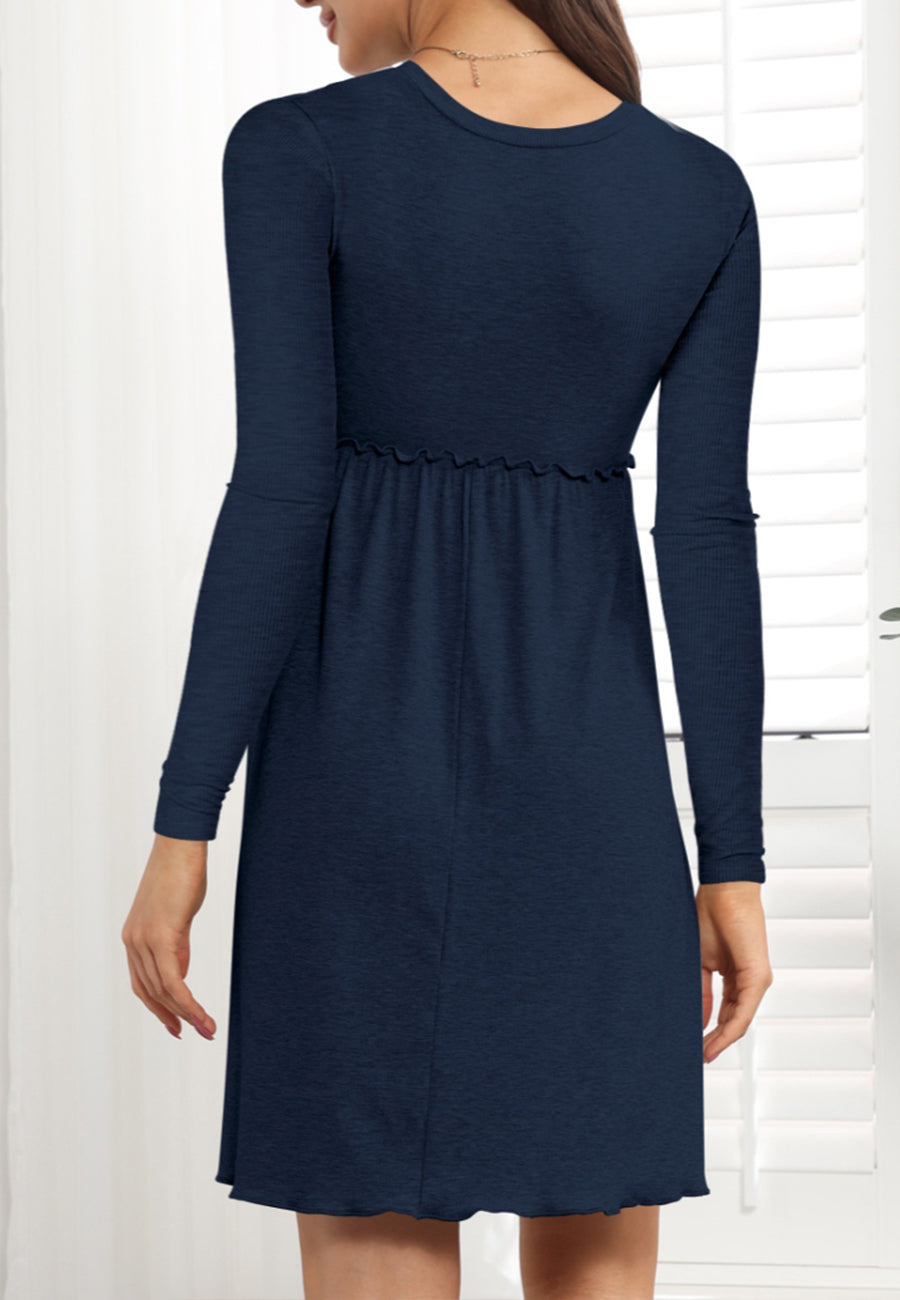 Vestido estilo imperio con ribete de lechuga 