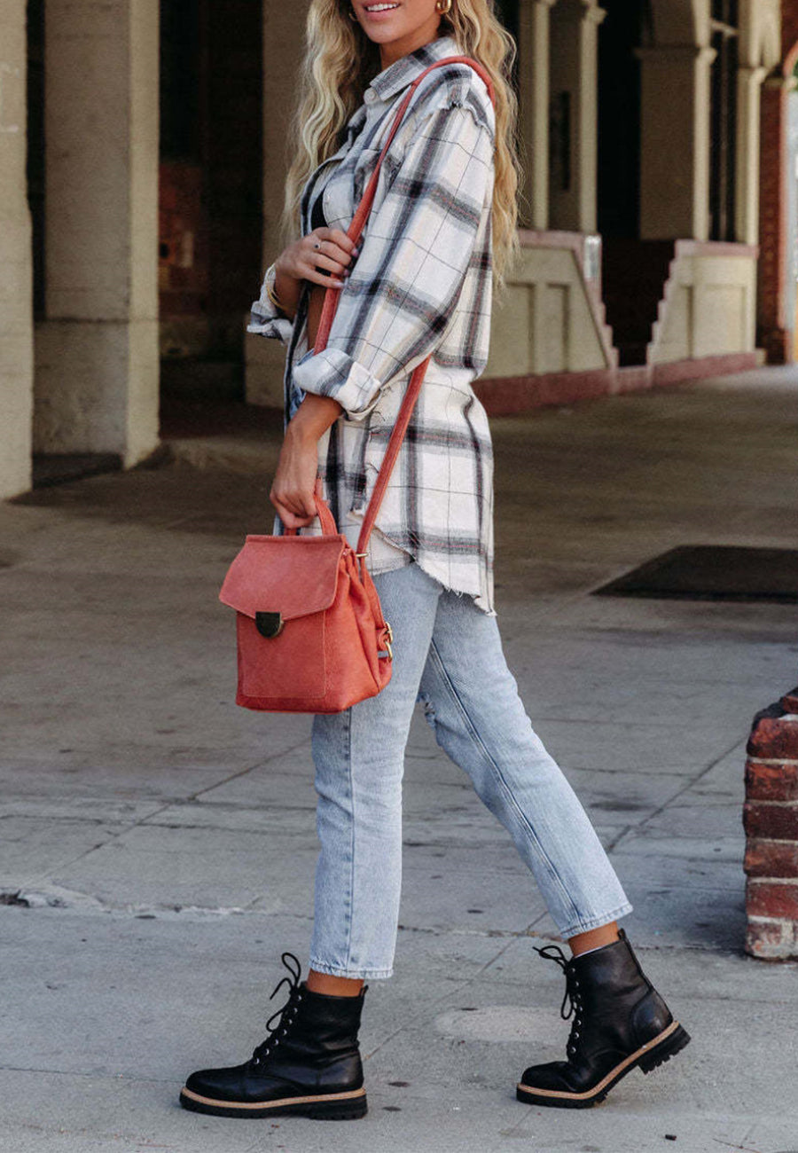 Chaqueta con botones y cuadros escoceses