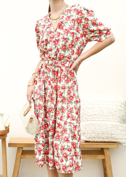 Romantic Floral Print Collared Dress