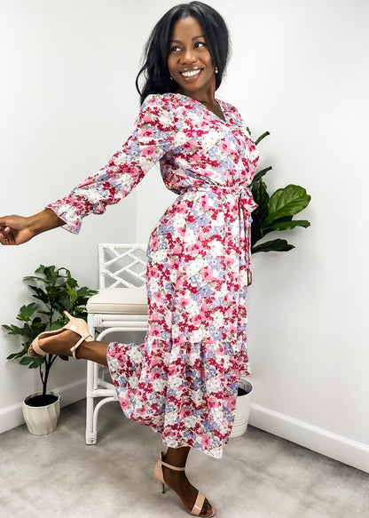 Vestido cruzado ligero con estampado floral 