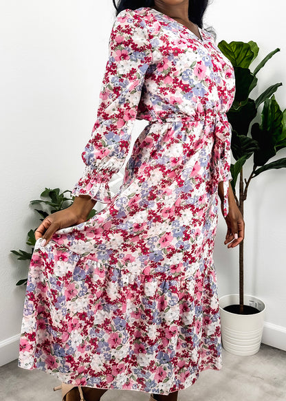 Vestido cruzado ligero con estampado floral 