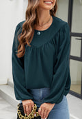 Blusa con volantes en forma de V 