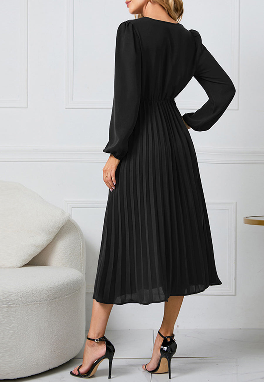 Vestido con cinturón y escote cruzado