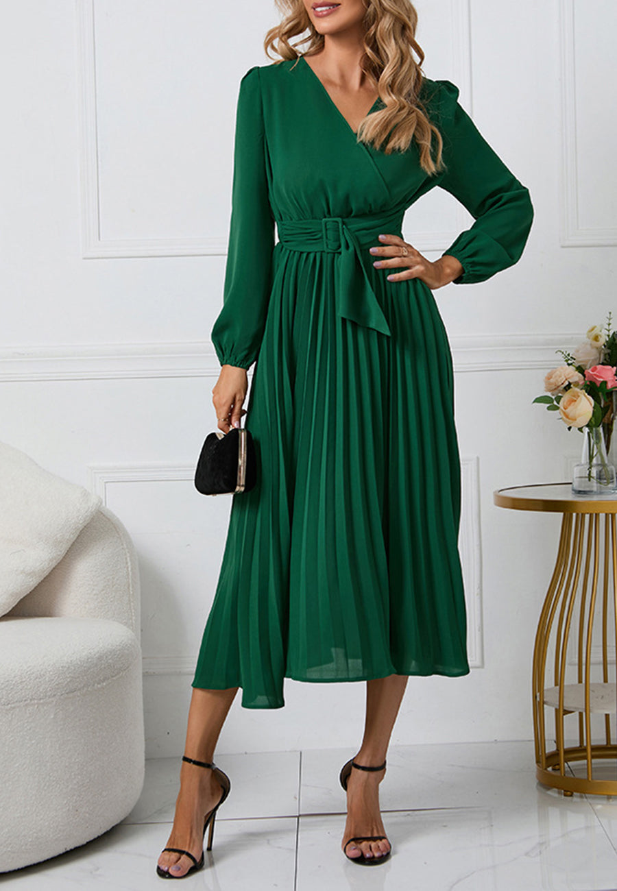 Vestido con cinturón y escote cruzado