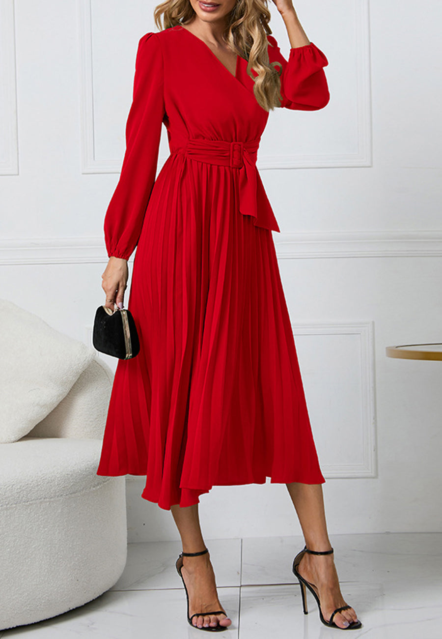 Vestido con cinturón y escote cruzado