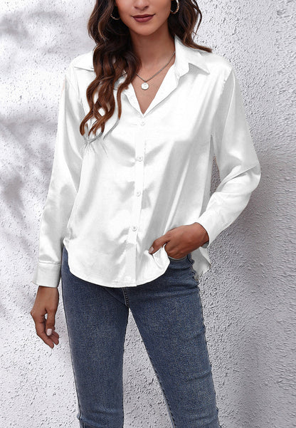 Blusa clásica de satén con botones 