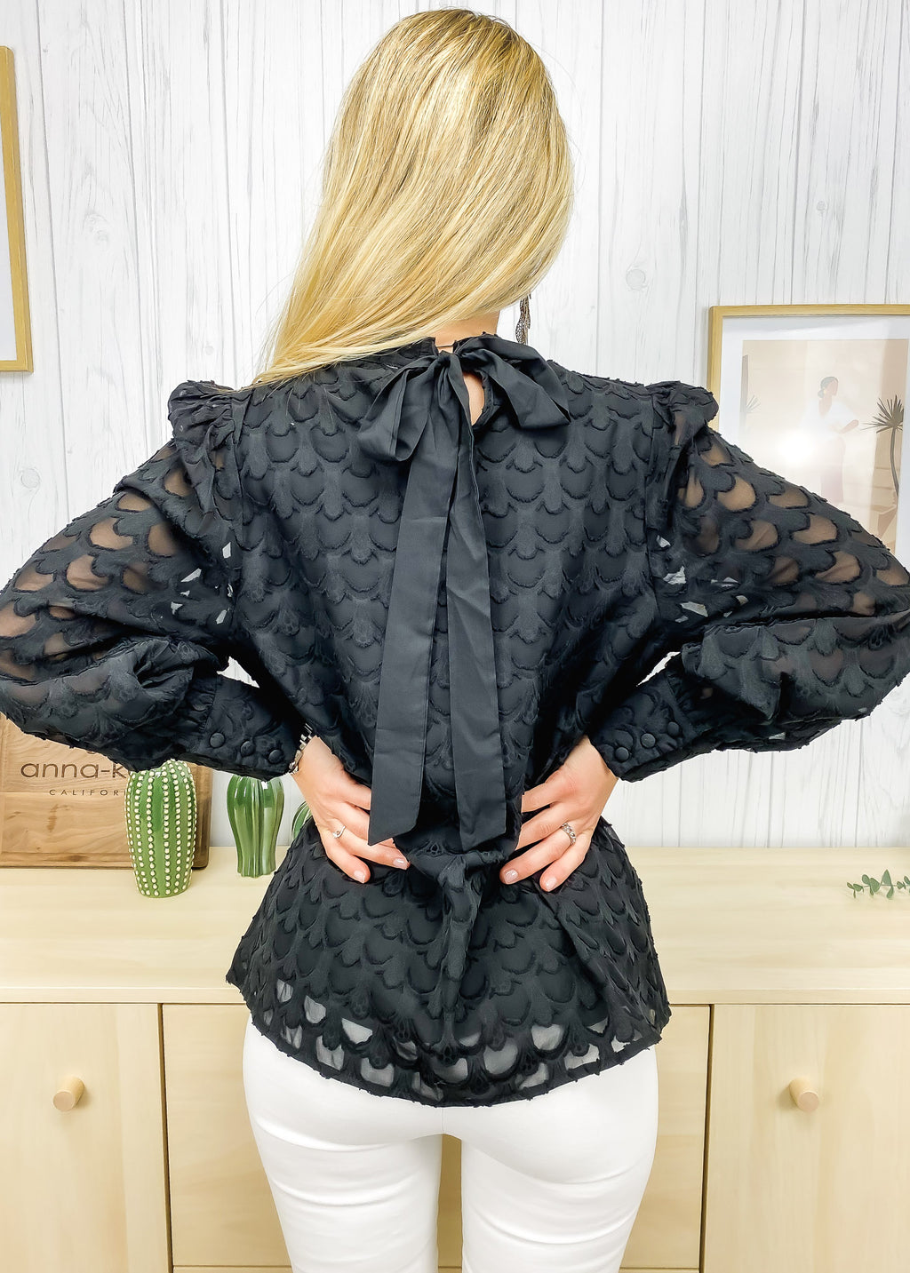 Geometric Pattern Tie Back Blouse