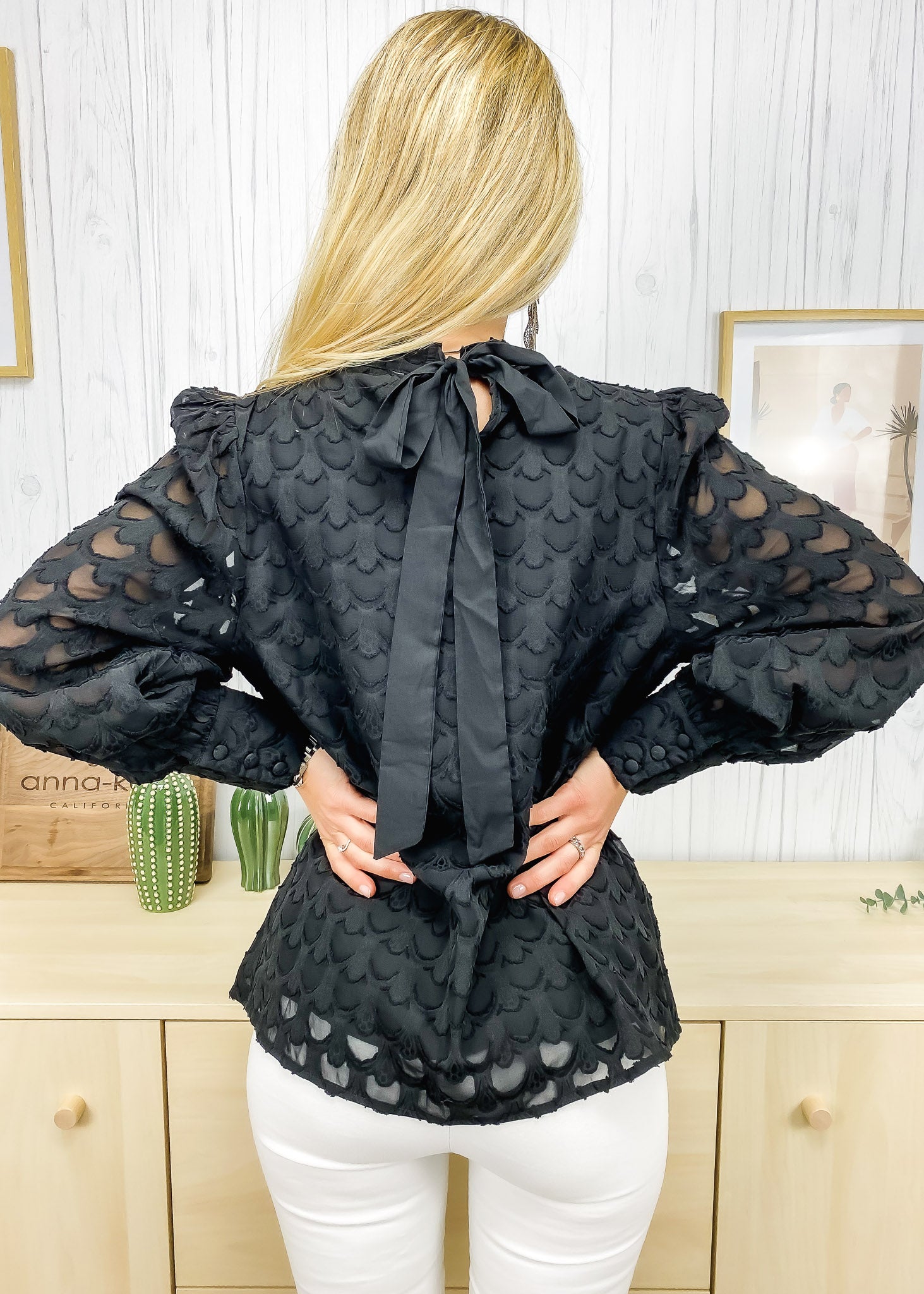 Geometric Pattern Tie Back Blouse