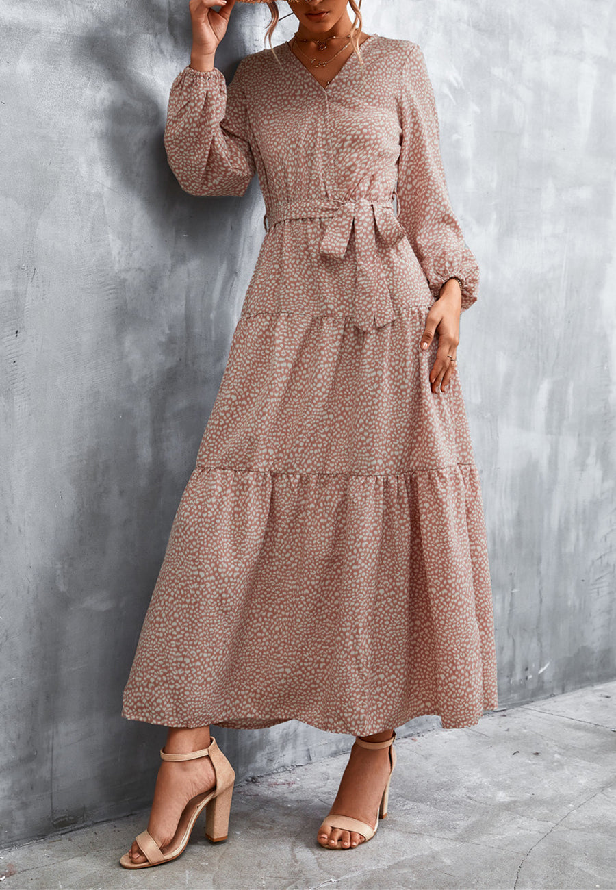Vestido largo con capas y estampado de guepardo