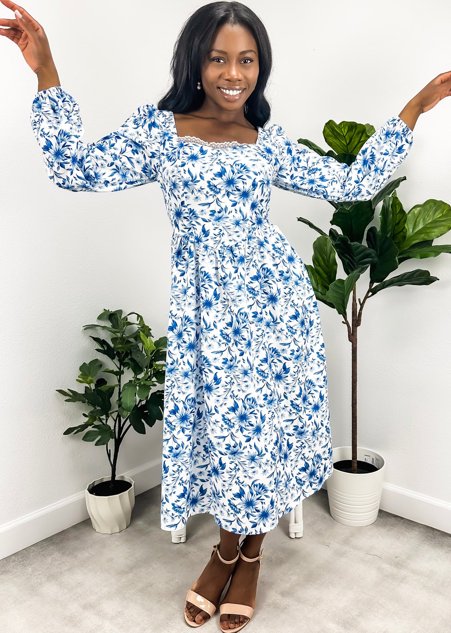 Sweetheart Lace Trim Floral Dress