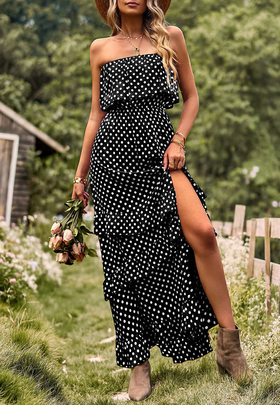 Vestido largo con volantes y lunares