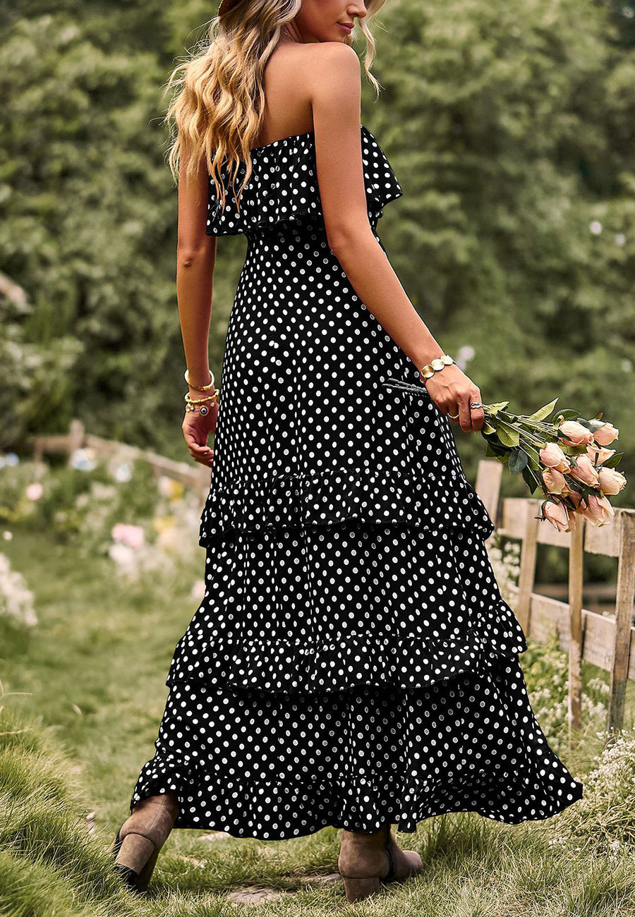 Vestido largo con volantes y lunares