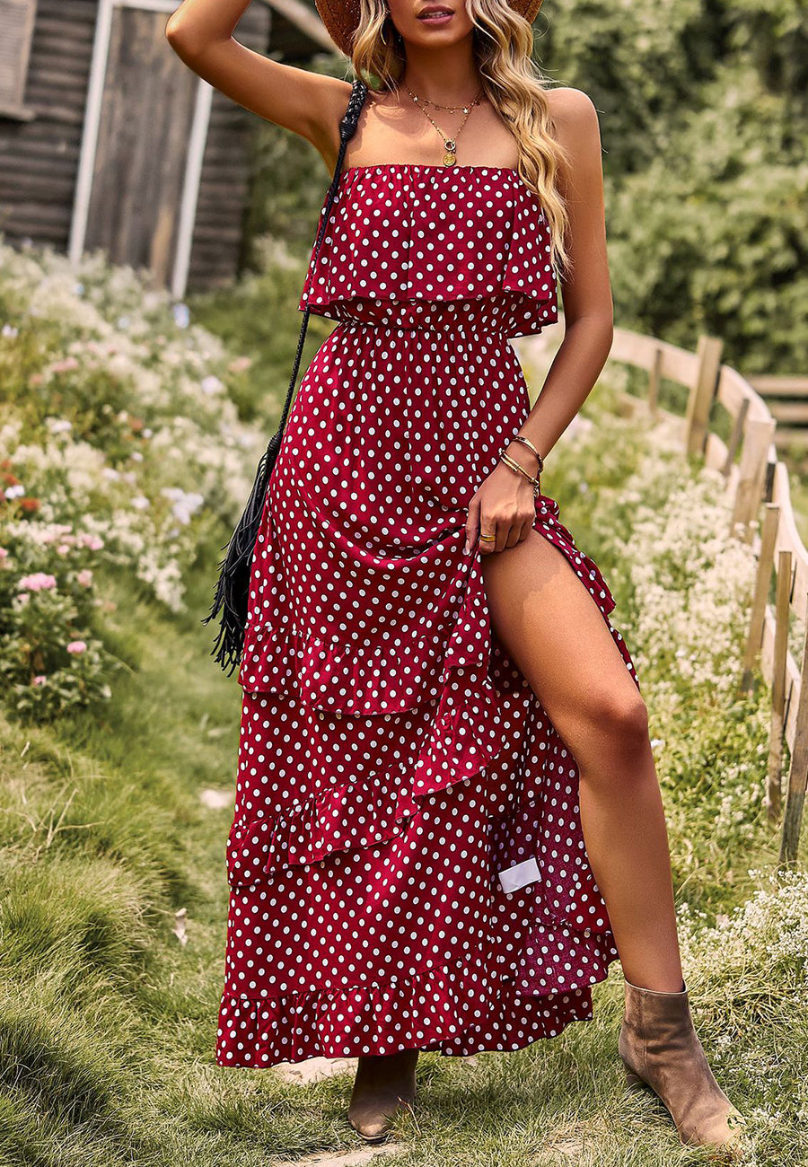 Vestido largo con volantes y lunares