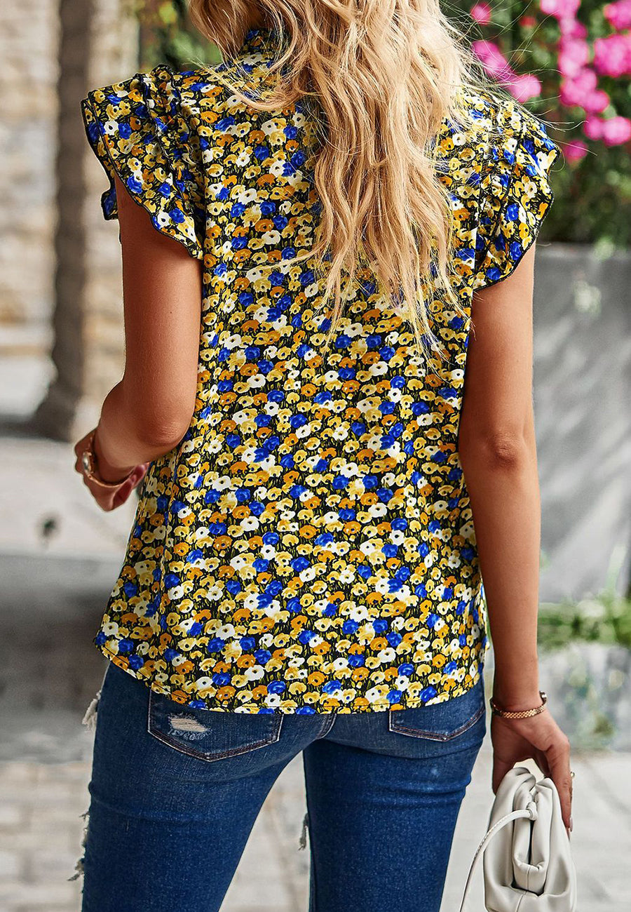 Blusa con escote en V dividido y mangas con volantes