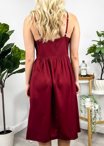 Vestido básico de color liso