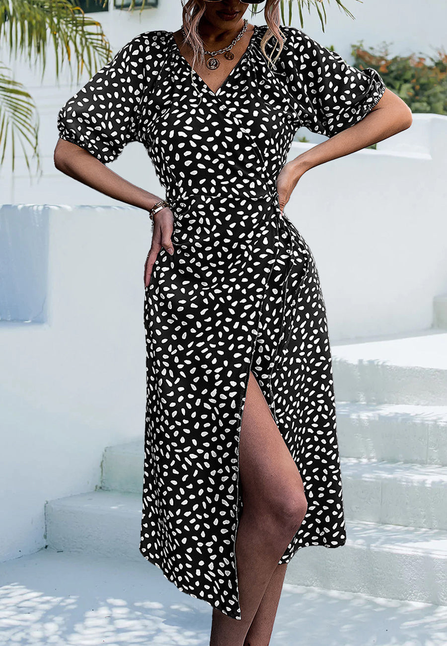 Vestido cruzado con mangas abullonadas y estampado de guepardo 