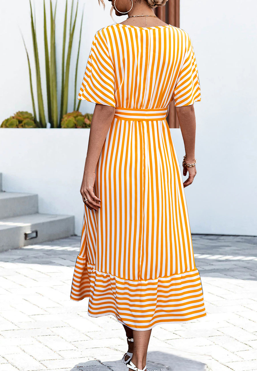 Vestido con cuello cruzado y estampado de rayas 