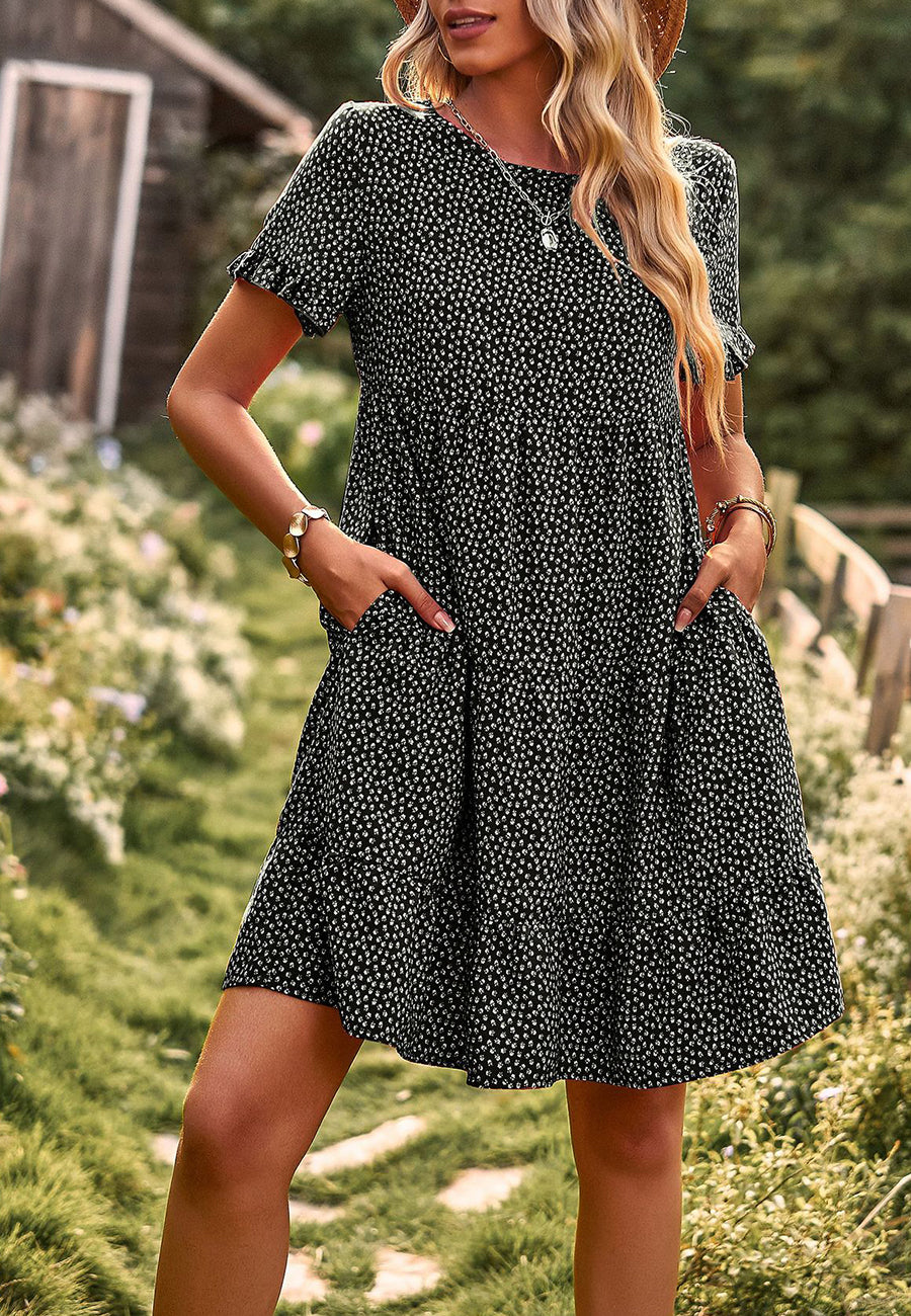 Vestido con cuello redondo, estampado de lunares y capas 