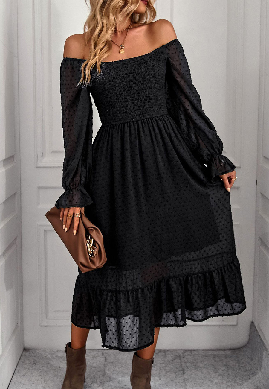 Vestido midi de lunares suizos con escote cuadrado 