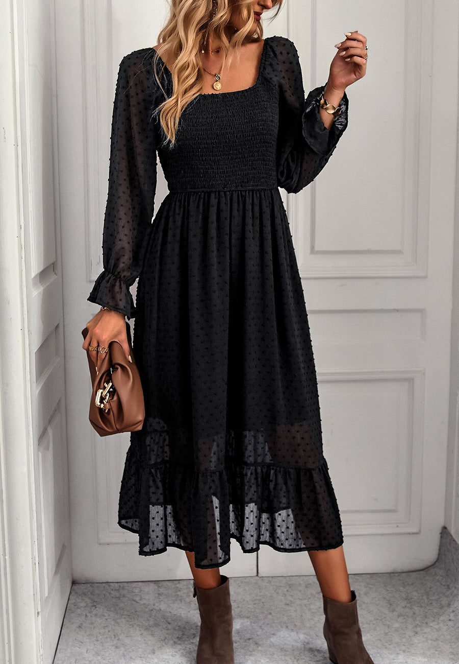 Vestido midi de lunares suizos con escote cuadrado 