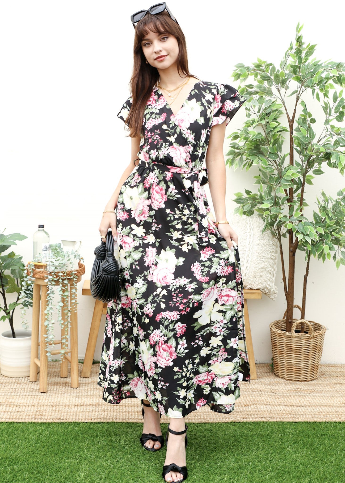 Vestido largo con mangas escalonadas y estampado floral 