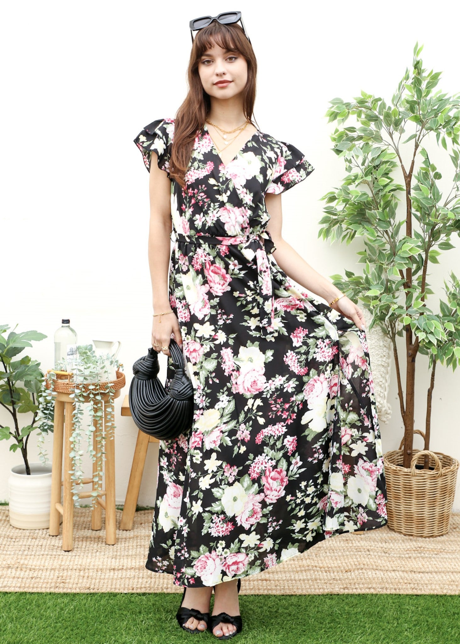 Vestido largo con mangas escalonadas y estampado floral 