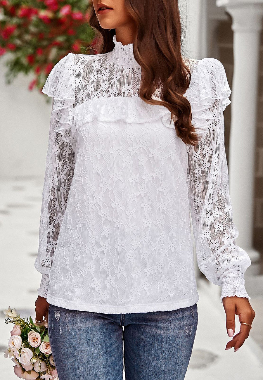 Blusa de encaje con volantes y cuello fruncido