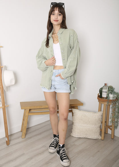 Chaqueta de mezclilla desgastada