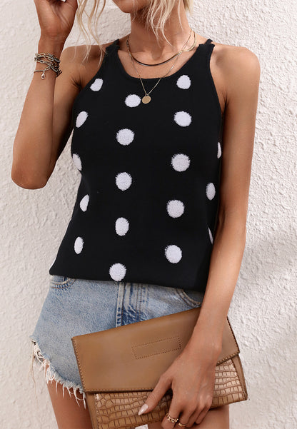 Top de punto con cuello halter y lunares