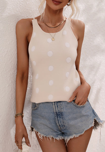 Top de punto con cuello halter y lunares