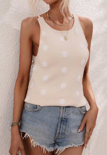 Top de punto con cuello halter y lunares